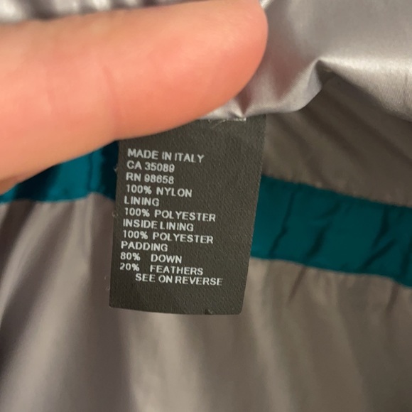 Teal Paul and Shark Vest - Size Medium - Picture 7 of 7